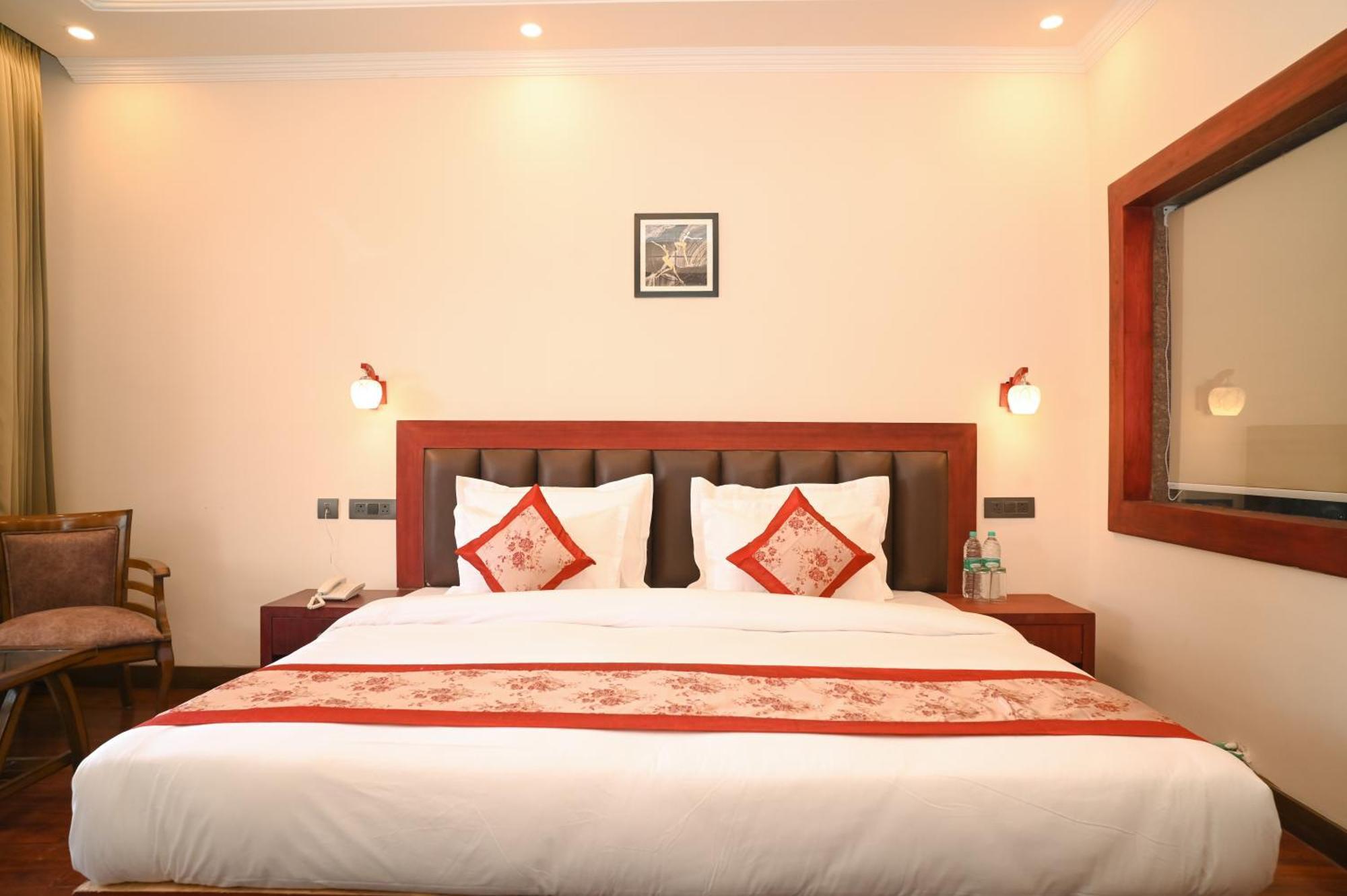 Hotel Ladakh Hills ليه المظهر الخارجي الصورة